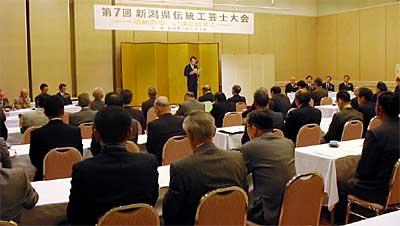 初めて三条仏壇伝統工芸士会が主管した第7回新潟県伝統工芸士会