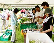 模擬店も上々のにぎわい