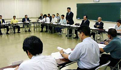 21日開かれた三条市の市制施行70周年記念産業イベント実行委員会の第1回会議