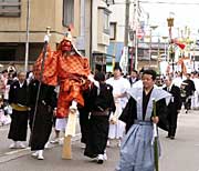 大通りを進む大名行列