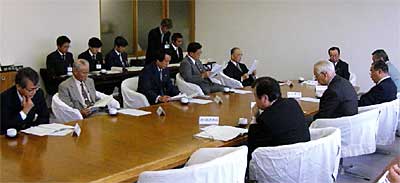 24日開かれた県央市町村圏協議会第2回協議会