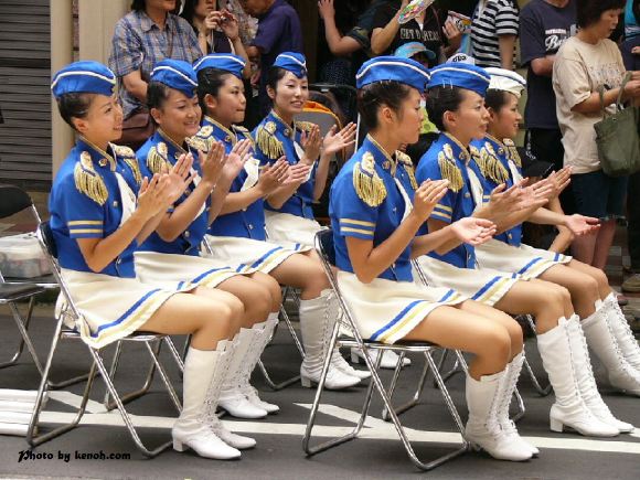 県警音楽隊の演奏