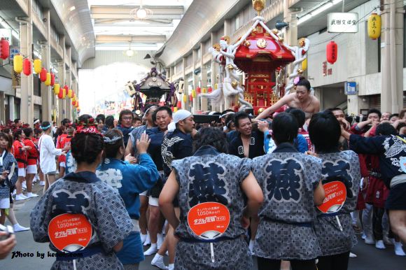 1000人みこし
