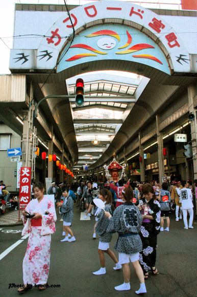 1000人みこし