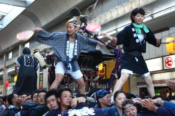 1000人みこし
