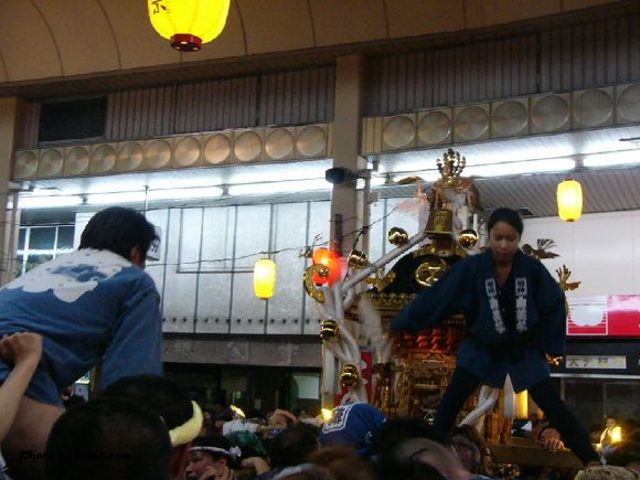 1000人みこし