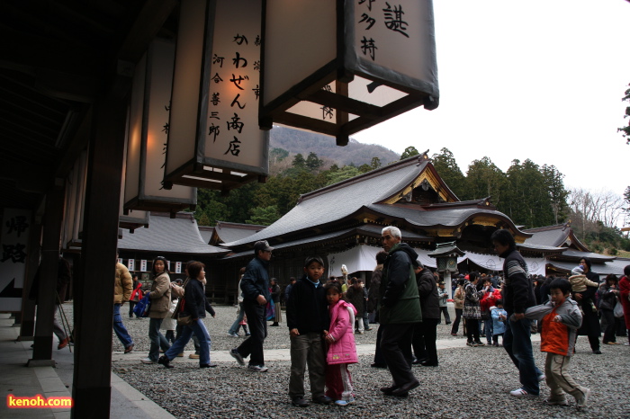 弥彦神社初詣