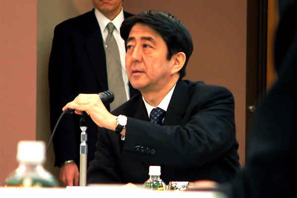 安倍首相