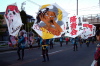 前夜祭の凧パレード