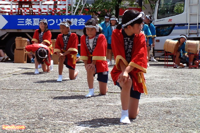 ふれ太鼓、一ノ木戸小学校