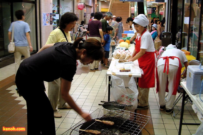 夜店市「昭栄通り商店街」