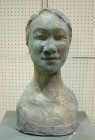 彫刻「なつ」長谷川優子さん