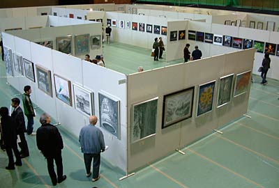 7日まで加茂市民体育館で開かれている第40回加茂市美術展