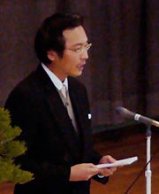 祝辞を述べる国定三条市長