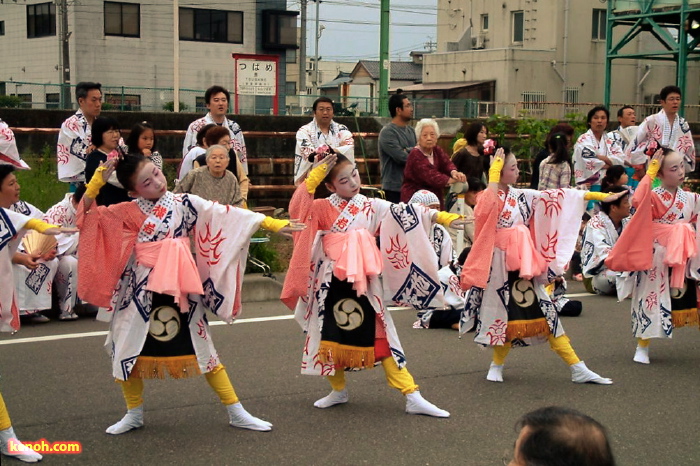 燕市・戸隠神社春季例大祭の宵宮、横町 