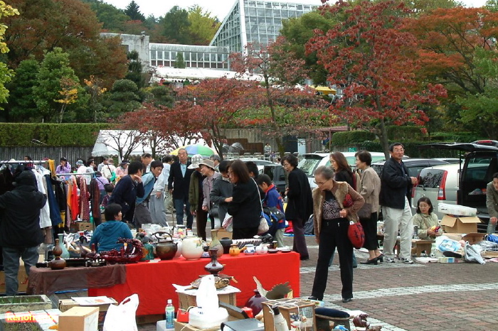 秋の保内公園まつりフリーマーケット