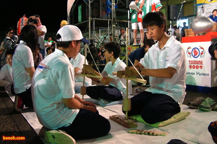 第52回吉田まつり／トキめき新潟国体の燕市吉田地区の炬火（きょか）採火式の火起こし