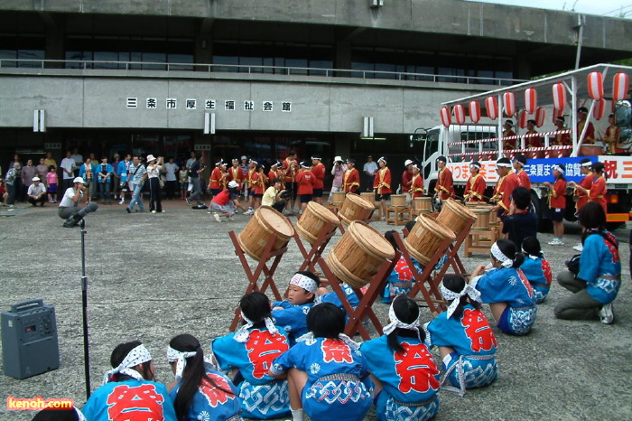 第5回三条夏まつり／ふれ太鼓、三条市厚生福祉会館駐車場