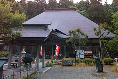 毎月最後の土曜に写経会を開いている国上寺