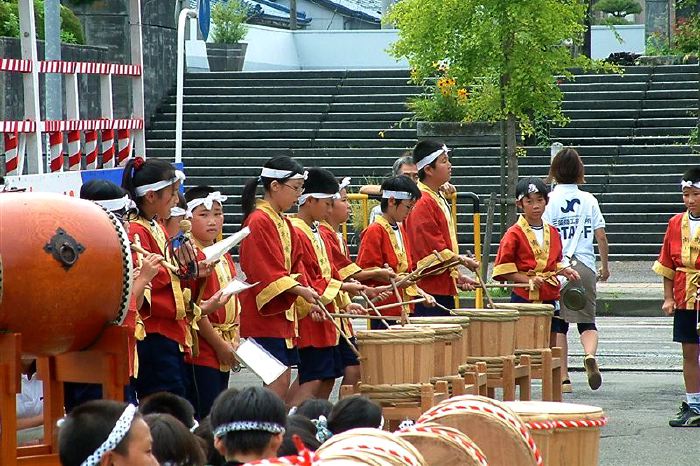 ふれ太鼓（南小）