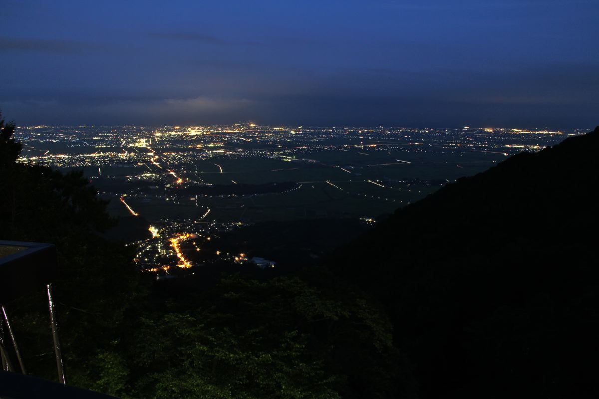 燕三条方面の夜景