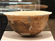 1,3000年前の奈良時代前半、三角田遺跡(燕市松橋)の土師器の鍋