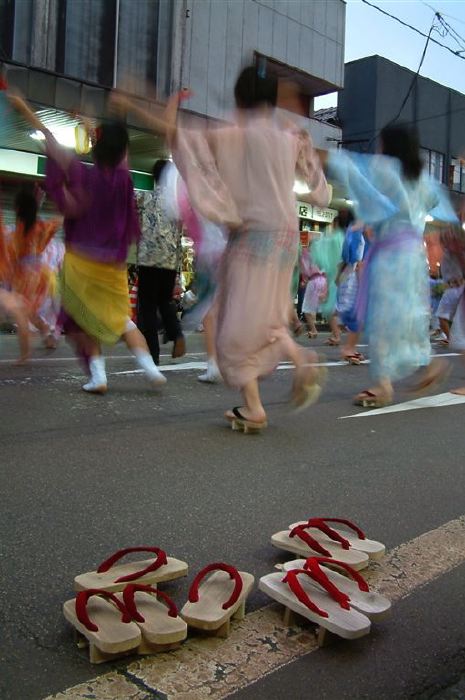 三条夏まつりの三条総踊り