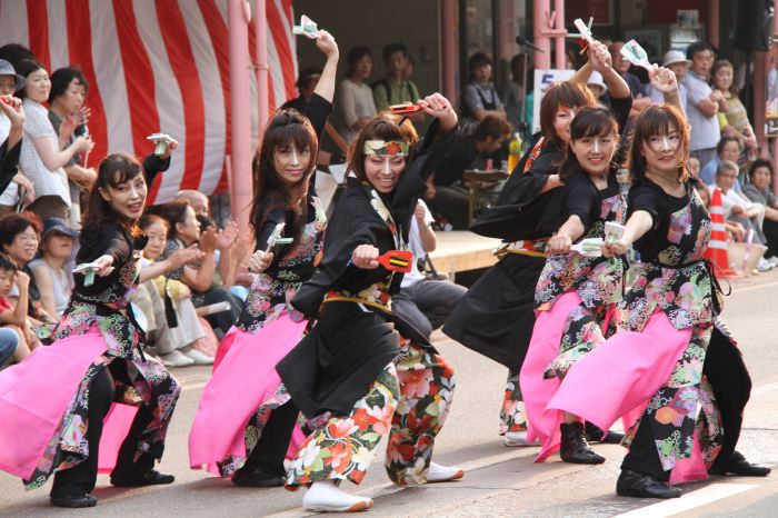 三条夏まつりの三条総踊り
