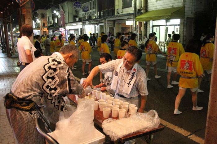 三条夏まつりの民謡踊り流し