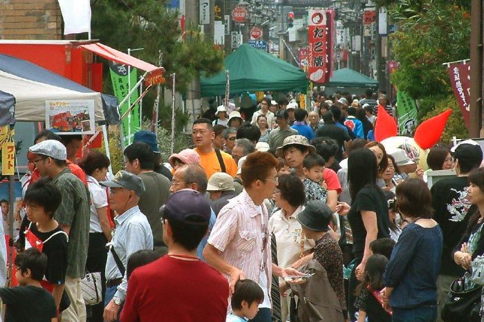 東別院から本寺小路