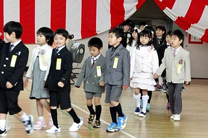 男の子 小学校 入学 式