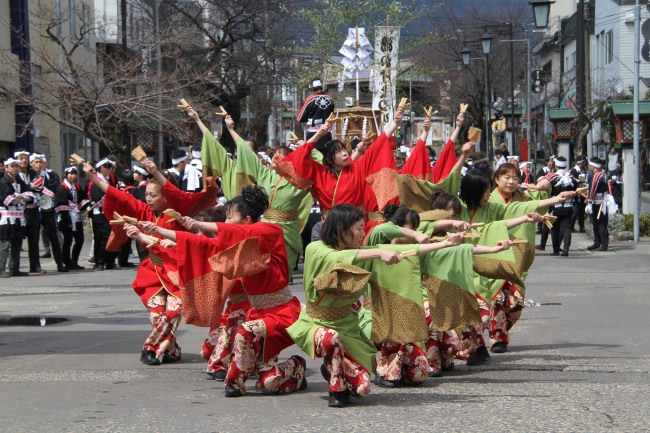 弥彦よさこい「添弥」