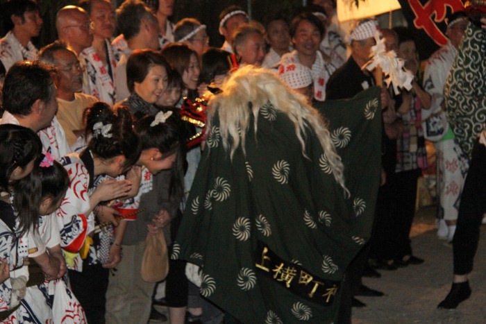 上横町神楽保存会が獅子神楽奉納