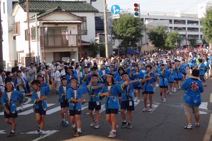 凧ばやし踊りパレード、一ノ木戸小学校