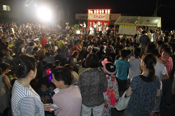 東三条商店街の夜店市