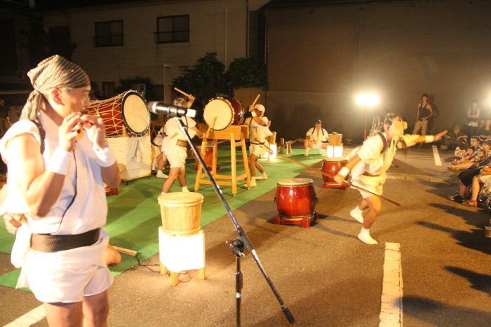 中央商店街の夜店市、三小相承会