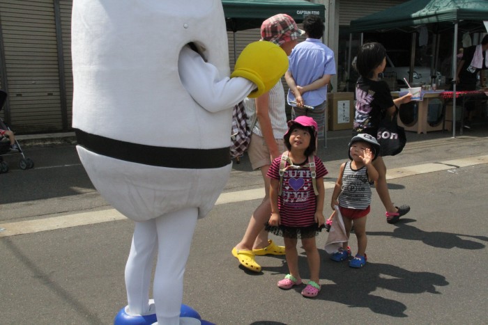 県警のマスコットひかるくん