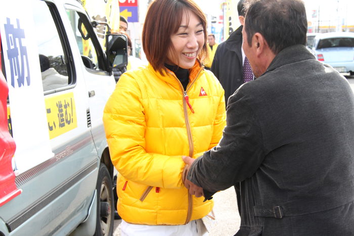 菊田真紀子氏の街頭演説＠加茂リオンドール前、蓮舫氏が応援