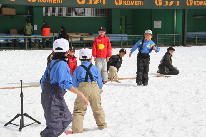 雪上野球大会