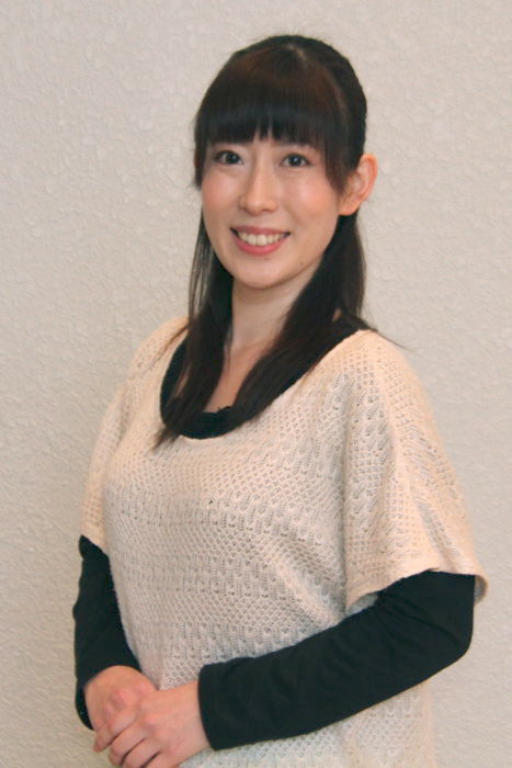 岡田麻衣子さん(30)長岡市・占い師、舞台役者
