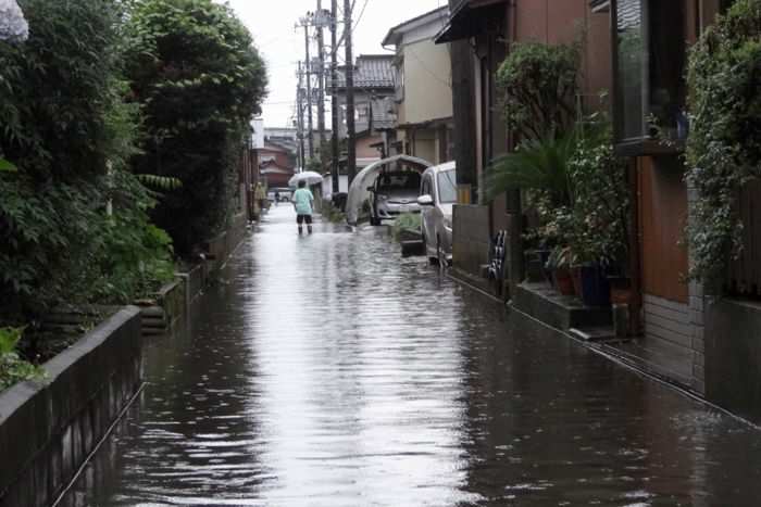 ３三条市横町OFb