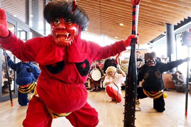 ���̉w �뉀�̋� �ۓ�