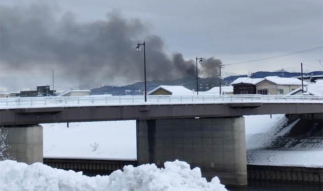 �܏\����̑Ί݂���΍Ќ��ꂩ�痧����鍕����