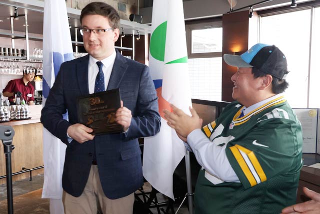 ���s�ƕăV�F�{�C�K���s�̎o���s�s��g30���N�j���@�L�O���T�ŗF�D�̕��݊m�F