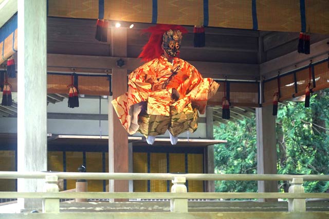 4��18�������̐_���u��X�_�y�v���K�C�h�t���Ł@��F�_�Ђœ��ʃc�A�[�A�撅20�l