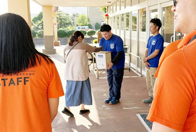 燕三条青年会議所で三条エコノミークラブが初めて街頭募金でタッグ　燕三条地域のスーパーで令和8年熊本地震義援金を募る