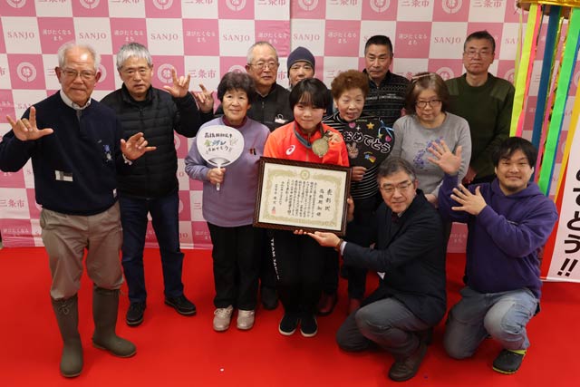 三条視聴覚障がい者協会の会員と