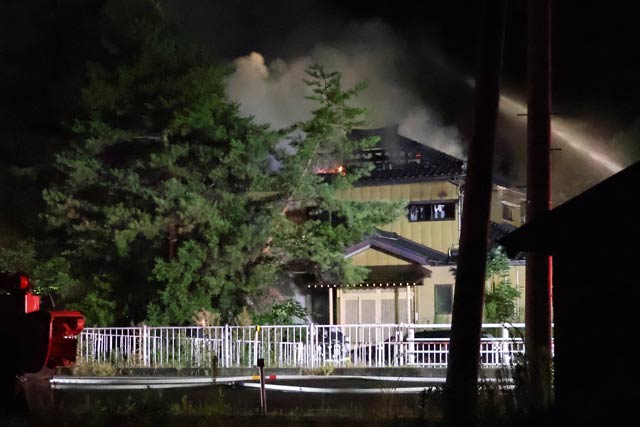 10日未明に三条市栄地区の住宅で火災
