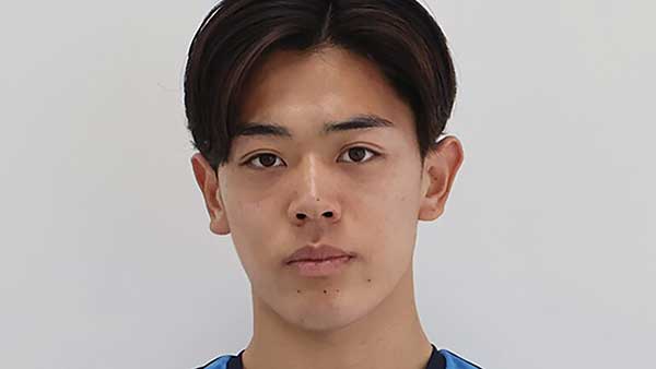 「持てる力の全てを注ぐ」新潟経営大FW塚越優也選手が都農入り