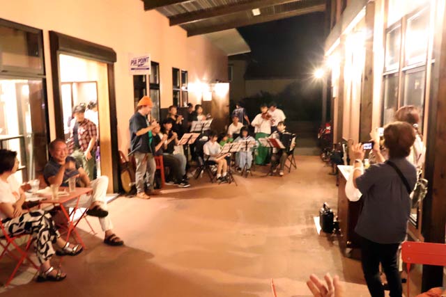 アイリッシュ音楽とビールで異国情緒　燕・宮町で初のまちなかビアガーデン 20日は「えんにちひろば」